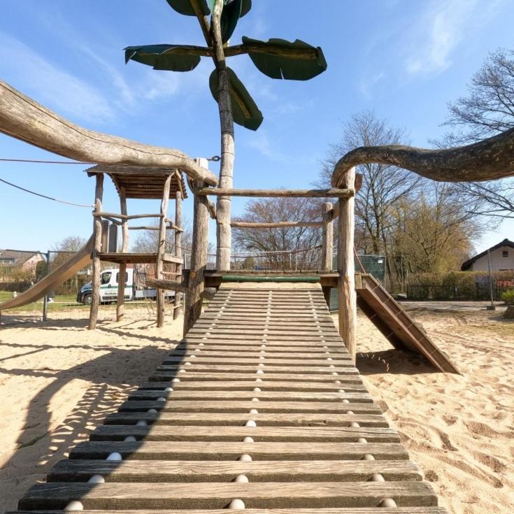 Wohlfuhloase - Ganzes Haus Mit 2 Schlafzimmern Moers Exterior foto